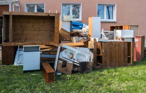 Best Yard Cleanup Services  in Tolleson, AZ